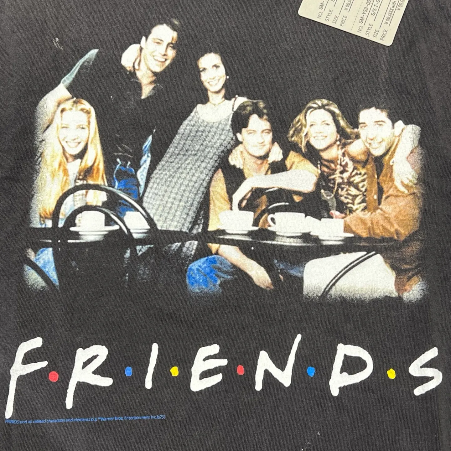 SAINT Mxxxxxx × FRIENDS FRD_SS TEE/FRIENDS/BLK Friends co-branded TEE. Black stills TEE. Washed black S-XL. The ceiling of American dramas. A must-have for sentiment. Asut ready-to-wear wash water and distressed treatment. Domestic top printing factory. God restored. Correct accessories. Friends co-branded wash.